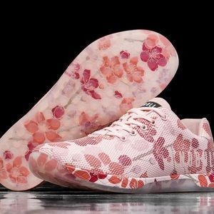 No Bull cherry blossom trainers. Like new condition.